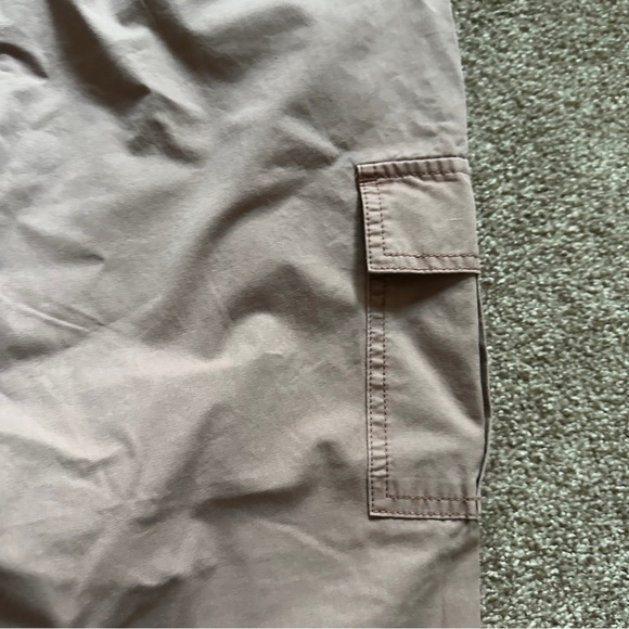 Sundance Vivant Mauve Flower Embroidered Cargo Joggers Women’s Size P12 Boho NWT - Picture 14 of 16